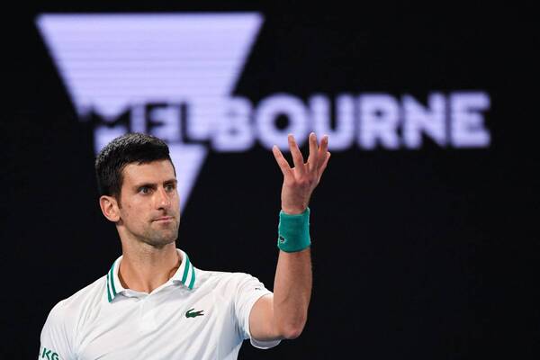 Crónica / Lluvia de memes porque "Nole" dejaron entrar a Australia