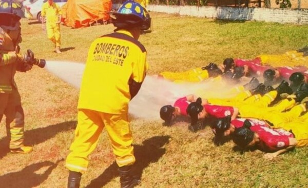 Bomberos de Ciudad del Este convoca a aspirantes y brigada juvenil