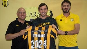 Guaraní asegura al «Queso» y busca repatriar a Bobadilla | Noticias Paraguay