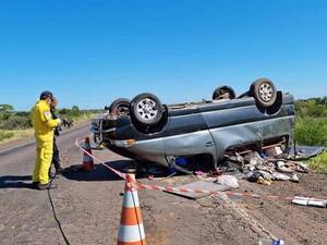 Crónica / Vuelco mortal por culpa de un bache
