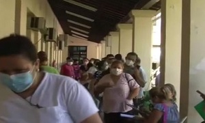 Asunción: Personal de blanco se manifiesta - SNT