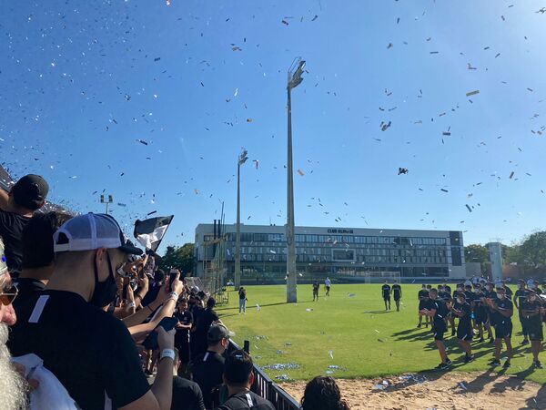Con la hinchada presente, Olimpia inició sus trabajos - El Independiente