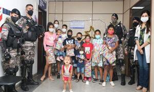 “Linces Magos” Mucha alegría, regalos y emociones hicieron llegar los linces a pacientes pequeños de Clínicas – Prensa 5