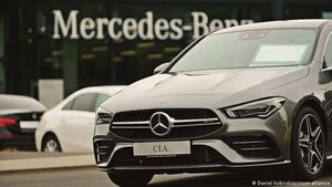 Mercedes-Benz llama a retirar más de 800.000 vehículos en todo el mundo por riesgo de incendio