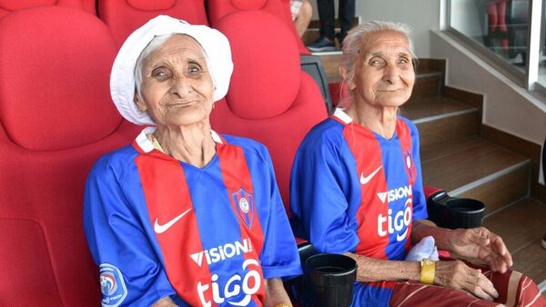 Abuelitas de Cerro Porteño alentarán desde el cielo ahora