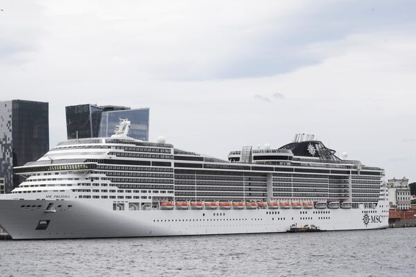 Río perderá 25.000 turistas por la suspensión de cruceros en las costas de Brasil - MarketData