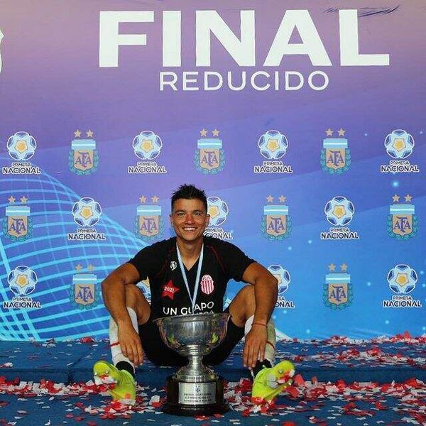 Dos zagueros en el radar de Nacional - Fútbol - ABC Color