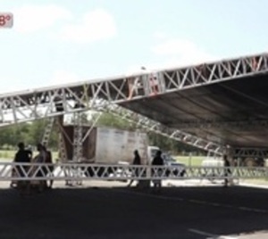 Instalan "hisopódromo" ante colapso de sistema 154 - Paraguay.com