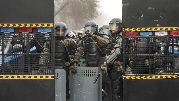 En Kazajistán hay orden de "disparar a matar" contra manifestantes