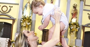 ¡Nació un nuevo cristiano! Florencia celebró el bautismo de Balta