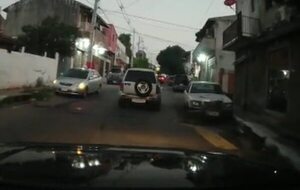 Arrollamiento con suerte: bebé fue atropellado en el barrio San Pablo pero salió casi ileso - Nacionales - ABC Color