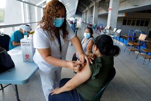 Vacunas contra el coronavirus en multitiendas desde el lunes - Nacionales - ABC Color
