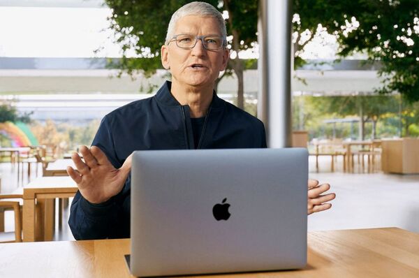 El jefe de Apple cobró casi USD 100 millones en 2021