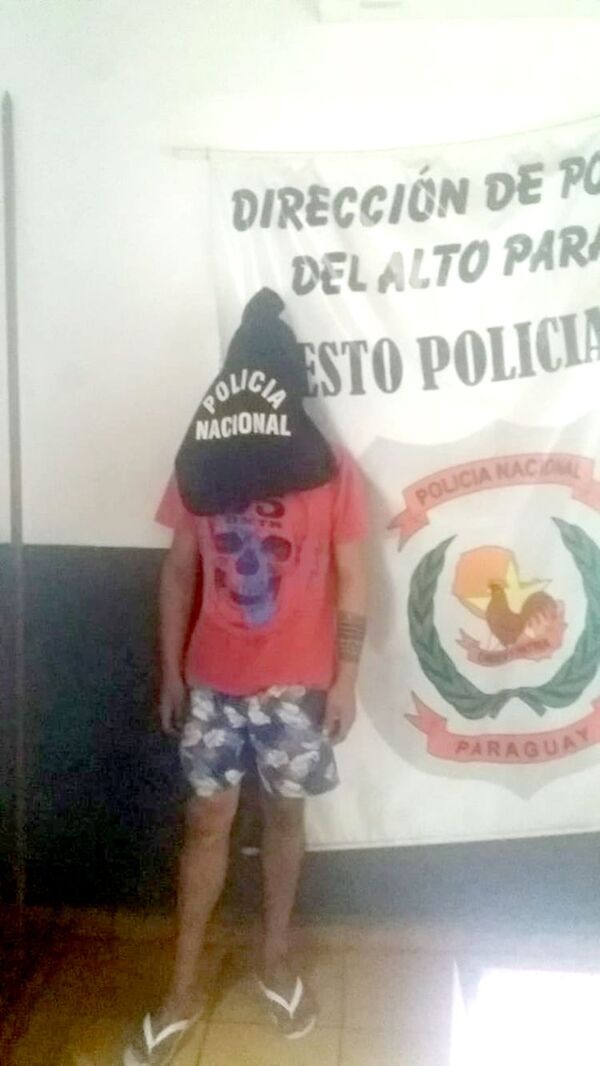 Detienen a violento joven que torturó y arrancó a las uñas a su pareja por celos