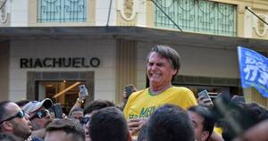 La Nación / Bolsonaro: una puñalada en 2018 marcó su salud