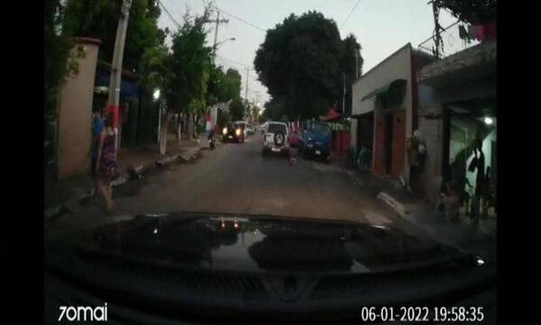 Desgracia con suerte: Bebé fue arrollado por camioneta, pero afortunadamente sobrevivió. – Prensa 5
