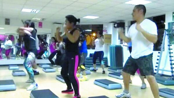 Efecto fiestas: el rollo regresó gordito al gym