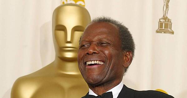 La Nación / Fallece Sidney Poitier, primera estrella negra de Hollywood