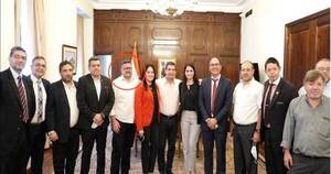 La Nación / Admiten imputación contra titular de Conajzar y directivos, entre ellos el apoderado de Velázquez