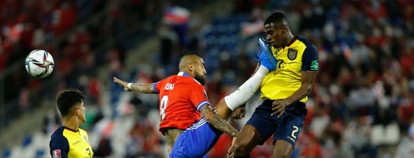 FIFA sanciona con tres partidos a Arturo Vidal tras brutal patada