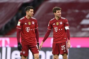 Un Bayern plagado de bajas abre el año con derrota ante el Gladbach - Fútbol Internacional - ABC Color