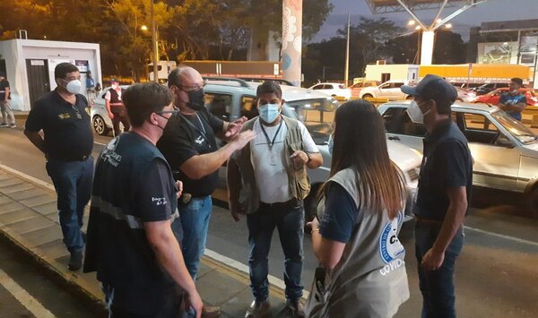 COVID-19: Refuerzan controles en el Puente de la Amistad con más personal