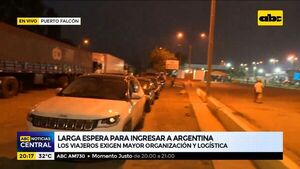 Puerto Falcón: Larga espera para ingresar a Argentina  - ABC Noticias - ABC Color