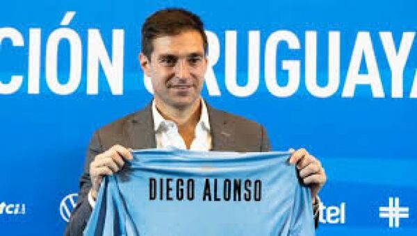 Diego Alonso y su primera lista: 14 novedades
