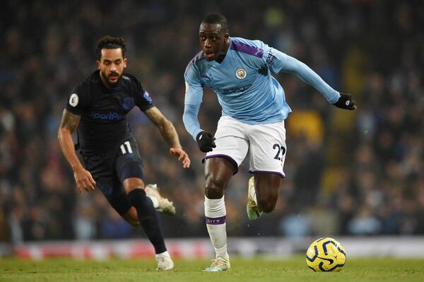 Mendy, acusado de violación, quedó libre bajo fianza - Fútbol - ABC Color