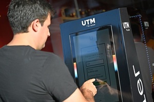 Más de 1.000 transacciones en el estreno de un cajero para criptomonedas en Uruguay - MarketData