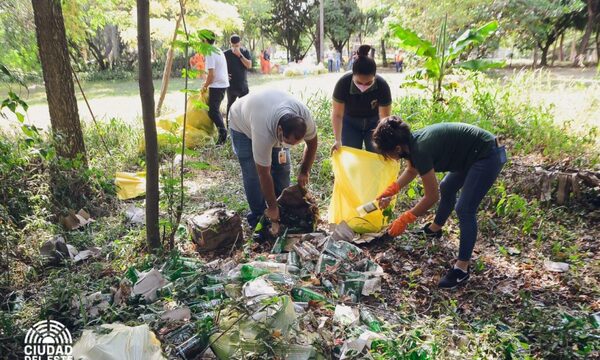 Municipalidad de Ciudad del Este realiza minga ambiental en gran parque de Área 8 – Diario TNPRESS