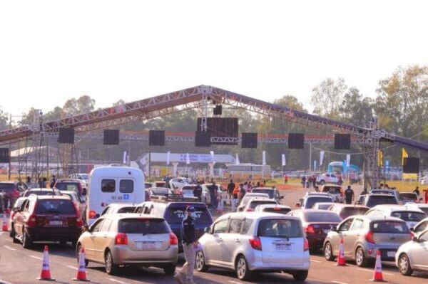 Toma de muestras en el “Rubén Dumot” se realiza solo de modo vehicular