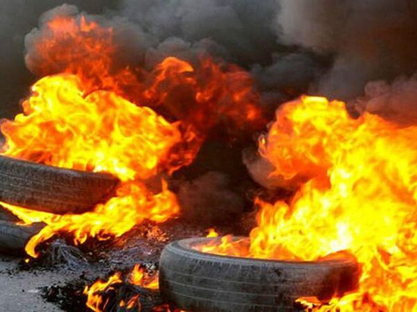 Imputan a brasileños detenidos por quema de neumáticos en comunidad indígena