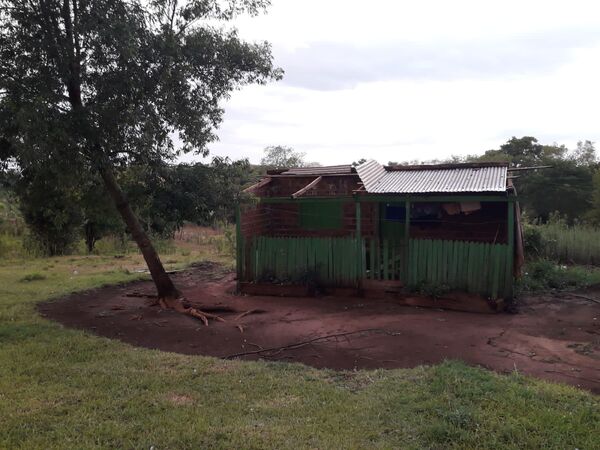 Temporal afecta a al menos 5 viviendas en Alto Verá