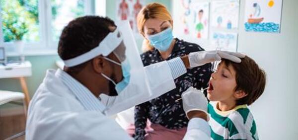 Coronavirus: en 24 horas, cerca de mil niños fueron internados en Estados Unidos