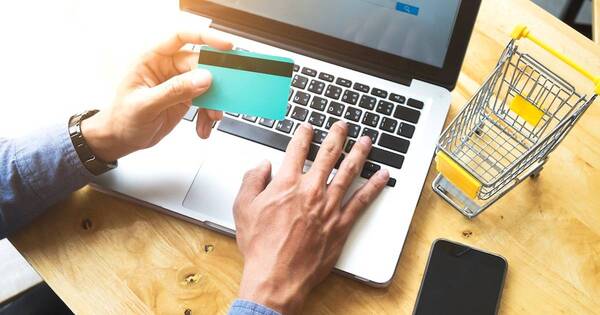 La Nación / Se registró un aumento en el consumo de tarjetas de crédito