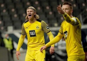Borussia Dortmund remonta y recorta distancia