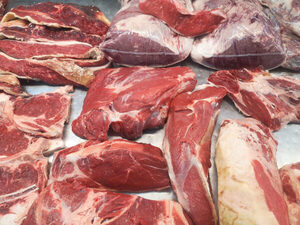 El precio mundial de la carne creció un 12% en 2021, según la FAO