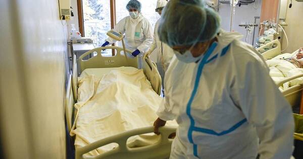 La Nación / OMS: “Ómicron está matando a personas”