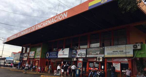 La Nación / Reactivaron transporte vecinal