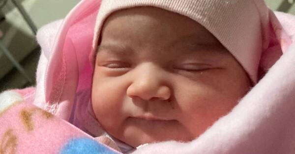 La Nación / Nació la hermanita de Dexcy y trae consuelo a la familia que exige justicia para la joven