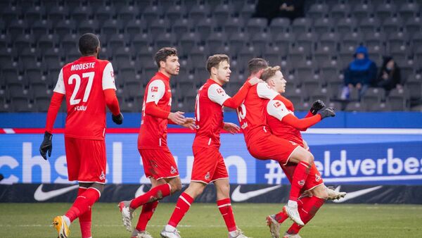 Colonia se adentra en zona de Europa League