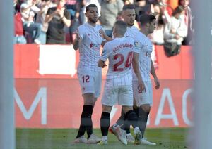 El Sevilla mantiene el pulso al líder - Fútbol Internacional - ABC Color