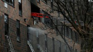 Al menos 19 muertos en un incendio en Nueva York