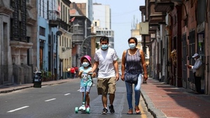 Ante la cifra récord de contagios extienden medidas de precaución en Perú - ADN Digital