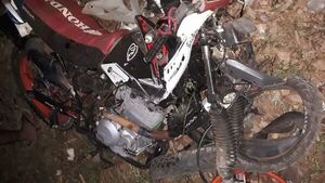 Macatero fallece tras embestir con su motocicleta por una columna - Nacionales - ABC Color