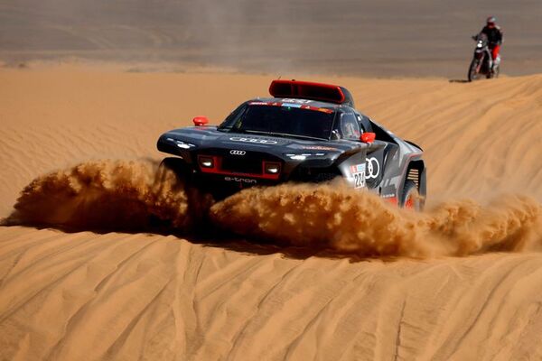 Ekstrom gana la octava etapa del Dakar en coches - Automovilismo - ABC Color
