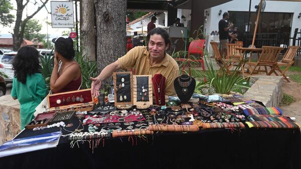 Movida artesanal en San Ber - Sociales - ABC Color