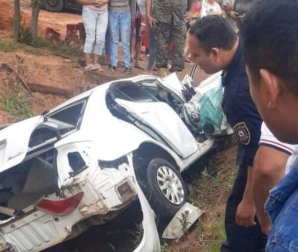 Crónica / Perdió el control, cayó en la cuneta y joven de 18 falleció