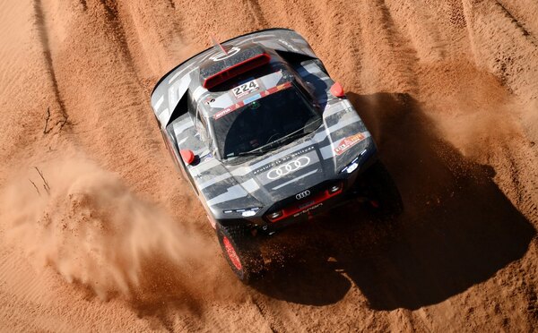 Audi domina etapa y Loeb reduce diferencias con Al-Attiyah en la general